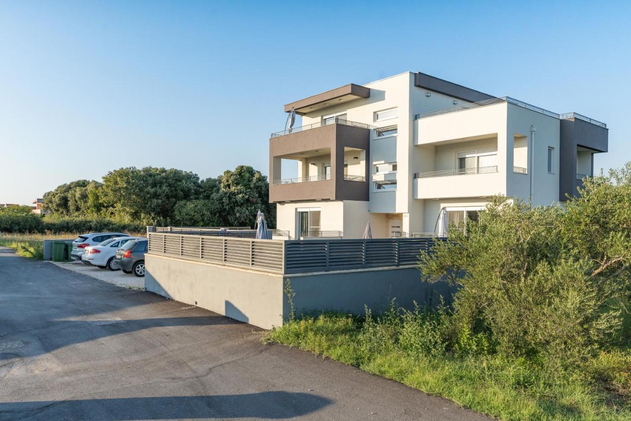Apartments Evita Bibinje Eksteriør bilde