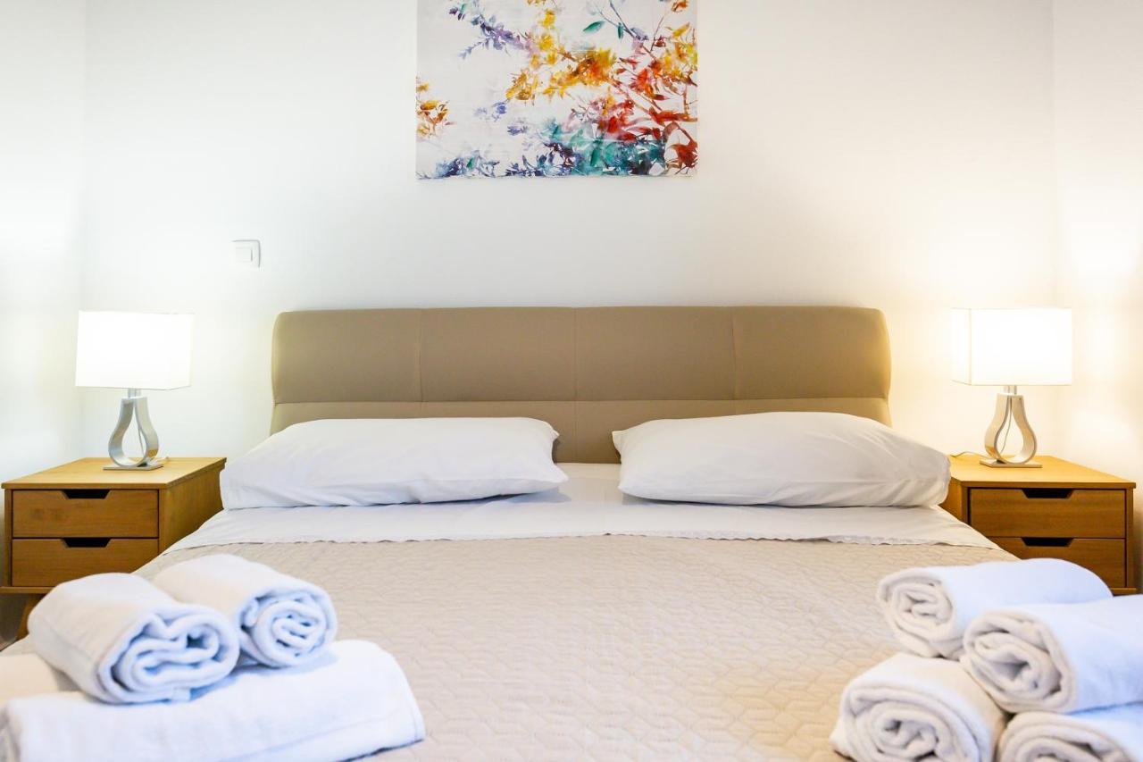 Apartments Evita Bibinje Eksteriør bilde